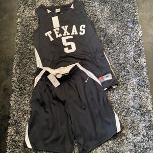 Women’s Texas Longhorns Basketball uniform